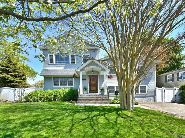 491 Charles Avenue, Massapequa Park, NY 11762