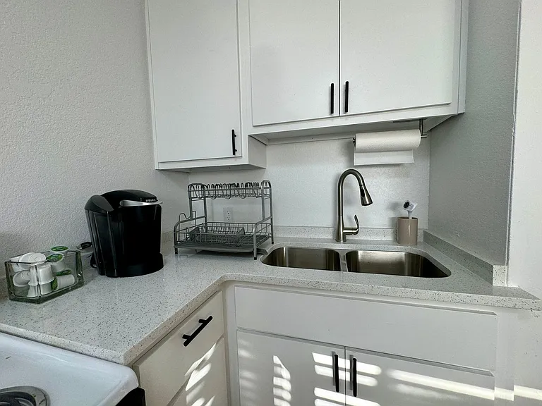 2401 Church St #1 — Photo 19