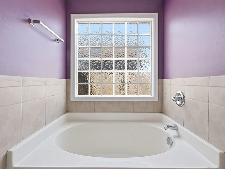 1410 Mingary Ave — Photo 13