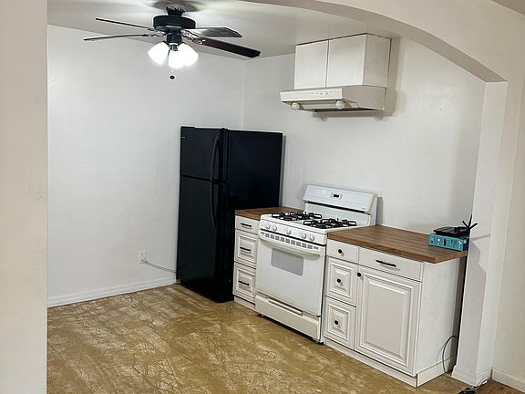 4th image of 92 D St Unit A