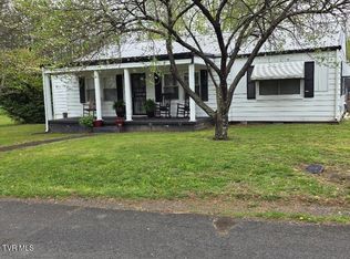 214 Elliott Ave, Erwin, TN 37650