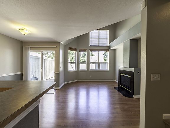 4th image of 6711 S 239th Pl #G108