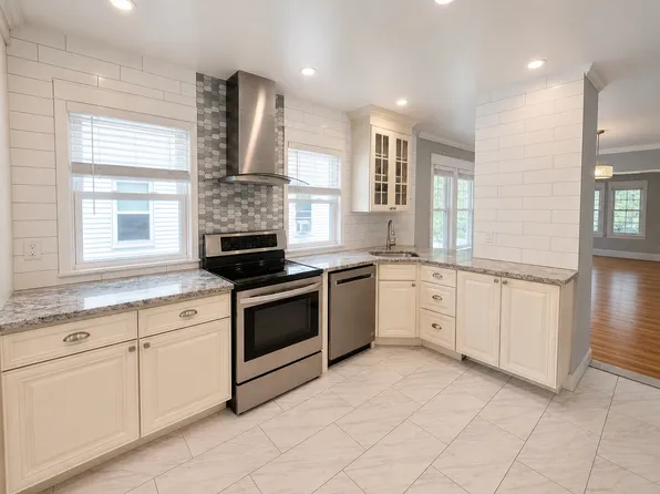 38 Boston Ave #2, Somerville, MA 02144