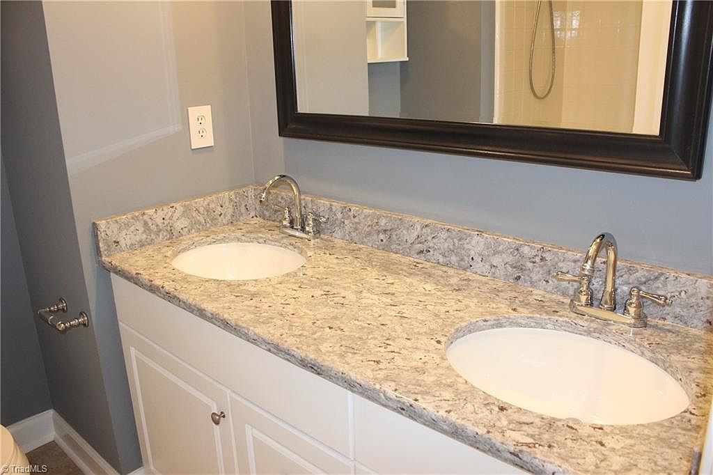 Greensboro, NC 27408