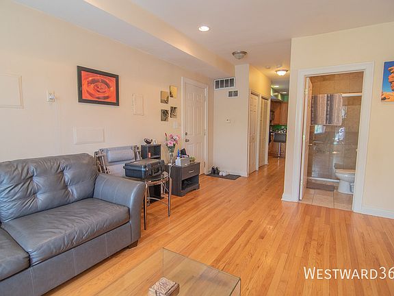 3rd image of 4400 W Parker Ave #3