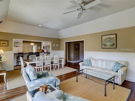 3rd image of 21 Wren Dr