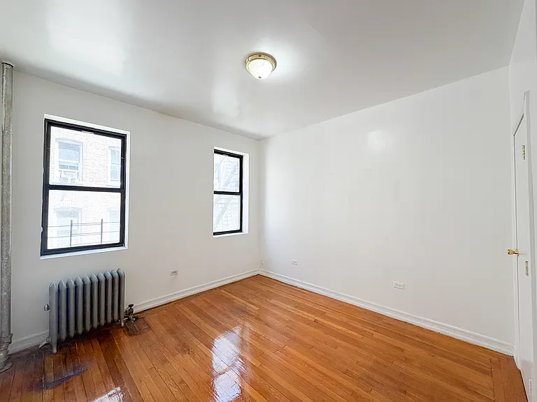 725 W 172nd St #31 — Photo 7
