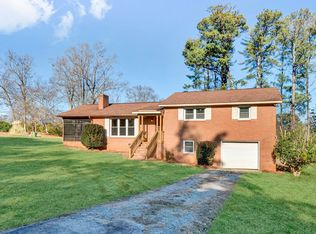 301 Dixon St, Clinton, SC 29325