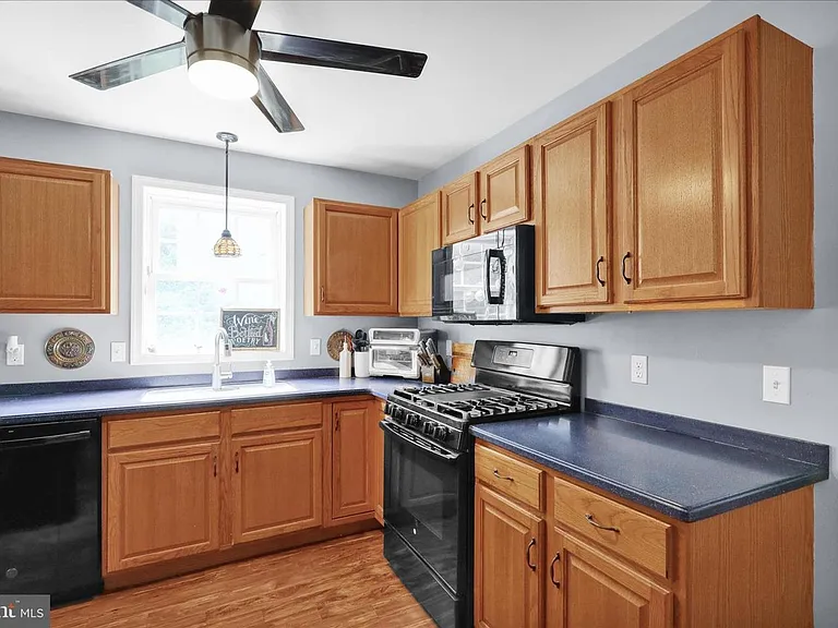 53 Heron Rd — Photo 9