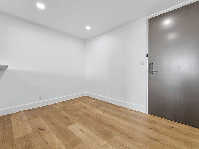 Littlefield Lofts — Photo 15