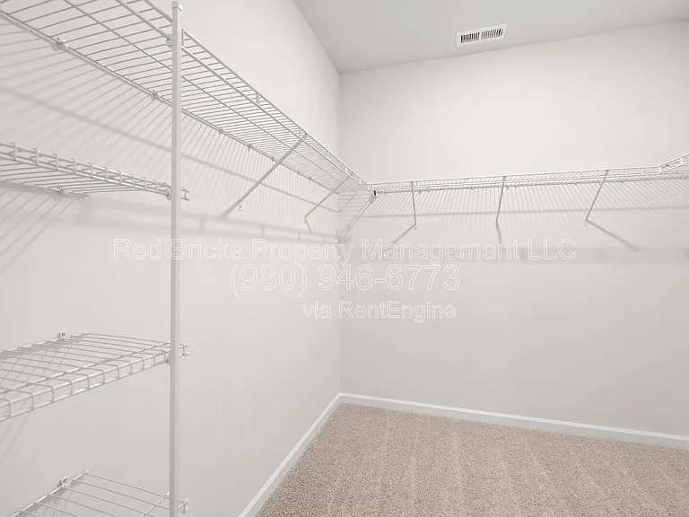 1312 Secrest Commons Dr — Photo 16