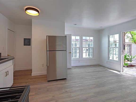 5th image of 4515 Willow Brook Ave #451550