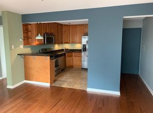 5348 N Cumberland Ave APT 322, Chicago, IL 60656