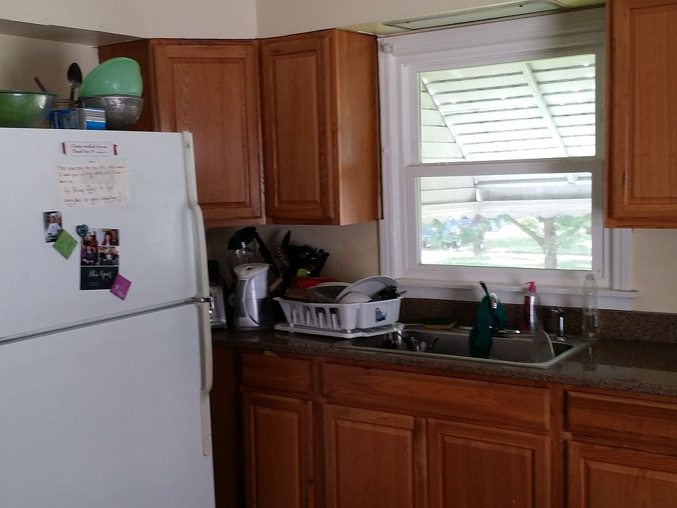 1st image of 1011 N Yale Ave