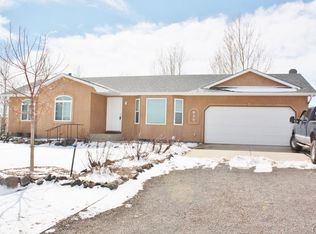 828 E Chelsea Dr, Pueblo West, CO 81007