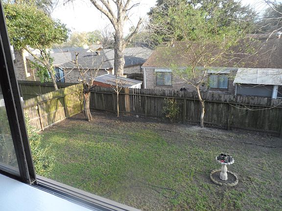 4th image of 6019 Ogden Forest Dr