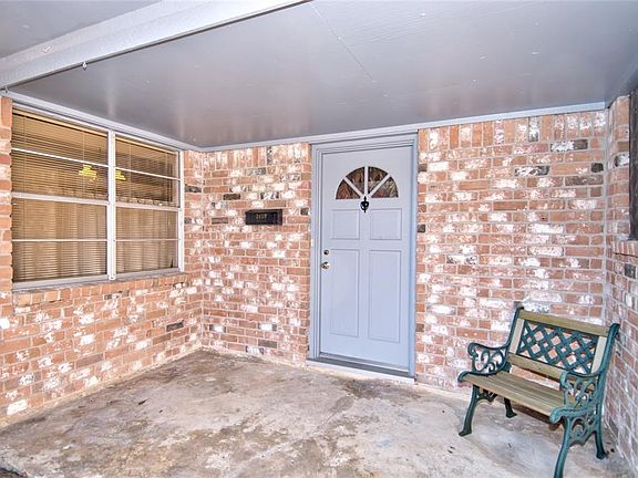 A lovely entry to the front porch of the home is very inviting for your guests.