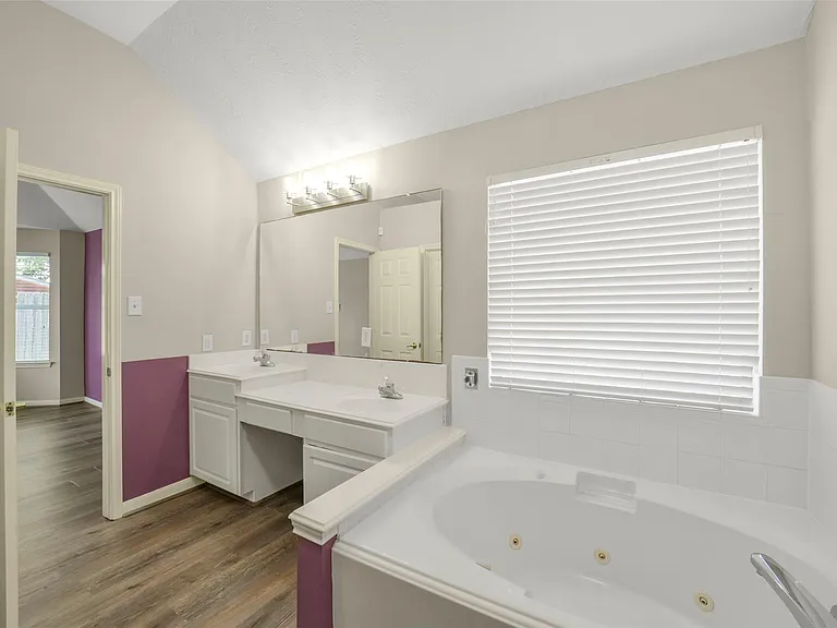 19254 Dillsbury Ct — Photo 33