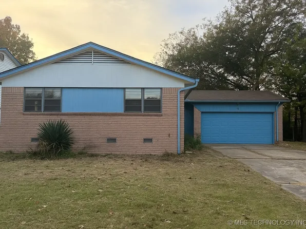 320 N Cedar St, Owasso, OK 74055