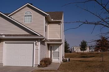 1st image of 1300 SE Broadway Ct #289A