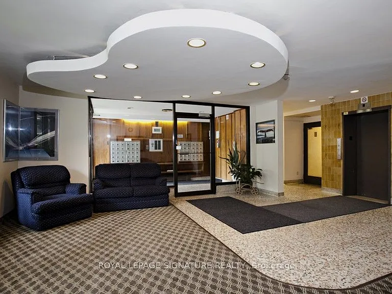 2 Grandstand Pl #203 — Photo 11