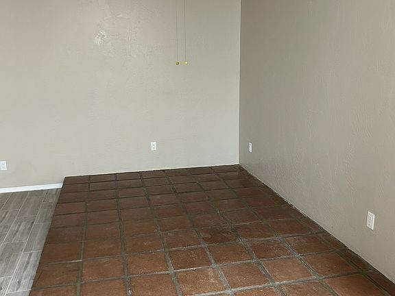 2nd image of 3506 E 4th St