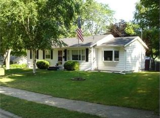 606 W McConnell St, Saint Johns, MI