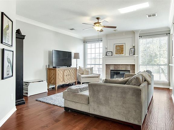 5th image of 8528 Wellington Point Dr