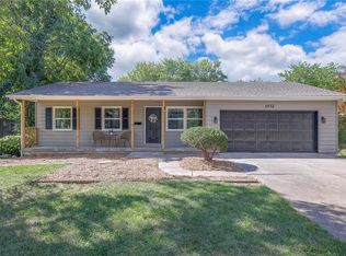1932 SW 2nd St, Lees Summit, MO 64081