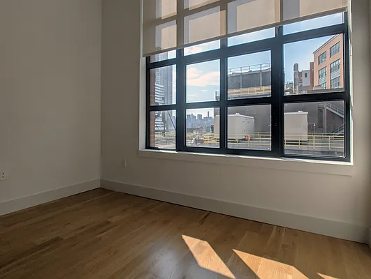 Rented by EXR | media 2