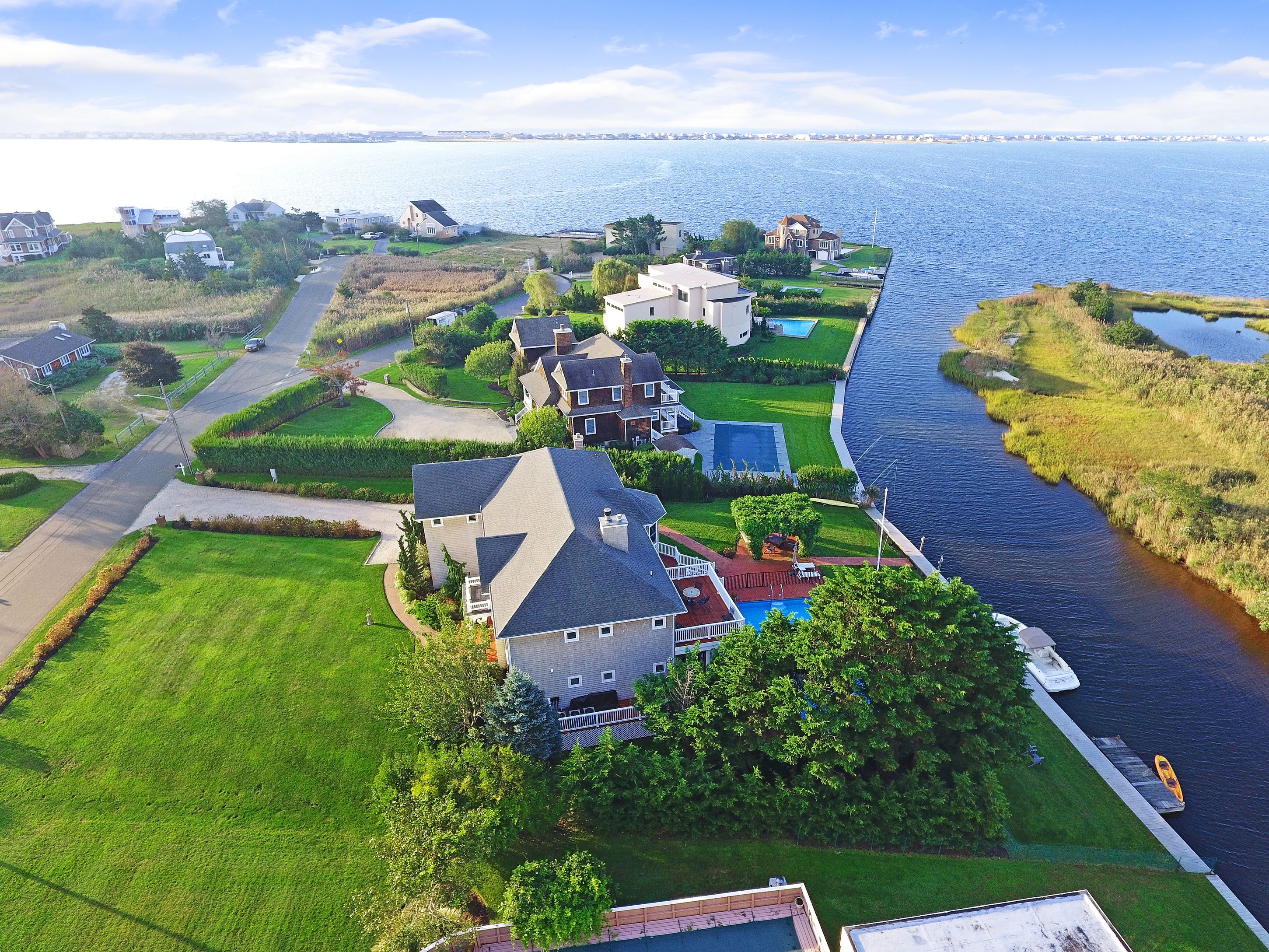 15 Sandpiper Ct in Westhampton Out East