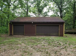 3229 Perch Point Dr, Delton, MI 49046