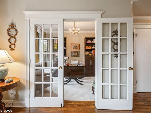 4th image of 4222 N Kenmore Ave #3N