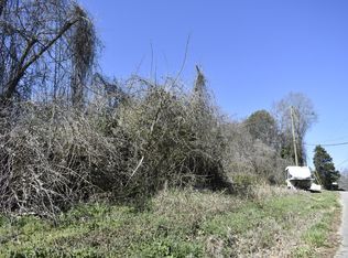1 7th St, Rossville, GA 30741