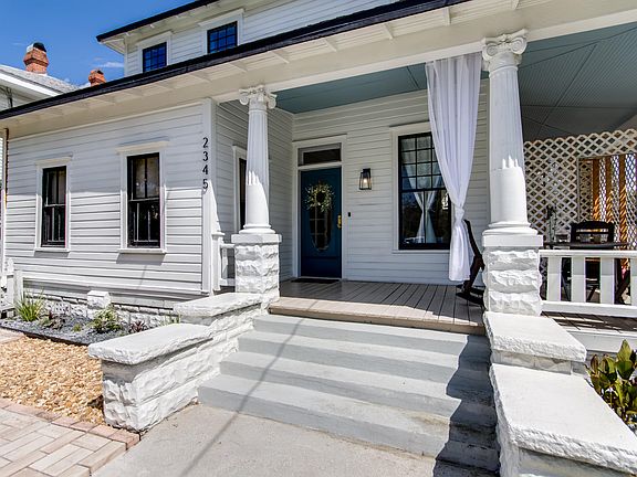 4th image of 2345 Myra St