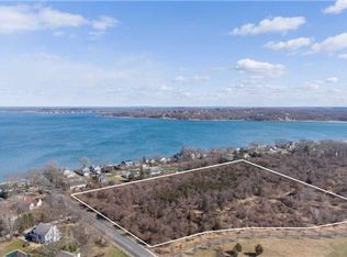 August Ln, Greenport, NY 11944