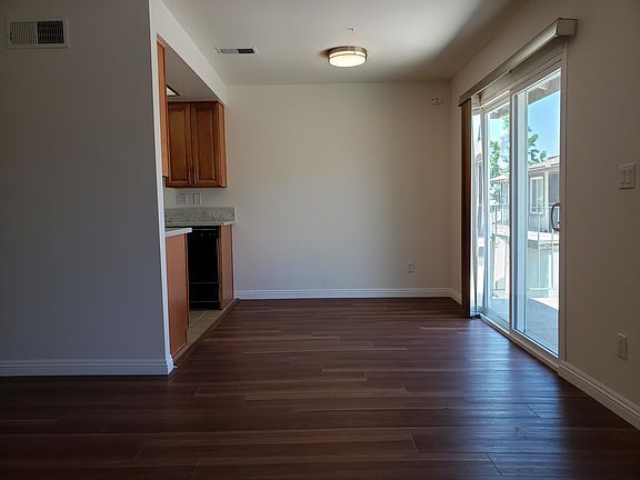 5th image of 1439 Eagle Park Rd