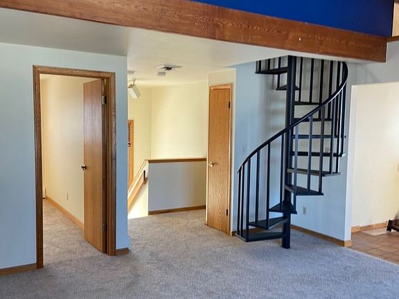 5th image of 325A E Armour Ave
