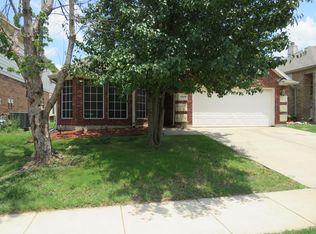 11828 Vienna Apple Rd, Fort Worth, TX 76244