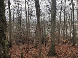 Davis Dr, Kingston, TN 37763