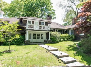 152 Woodlands Rd, Harrison, NY 10528