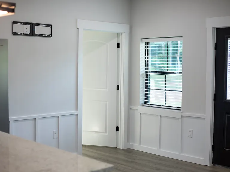 221 N Virginia Ave — Photo 13