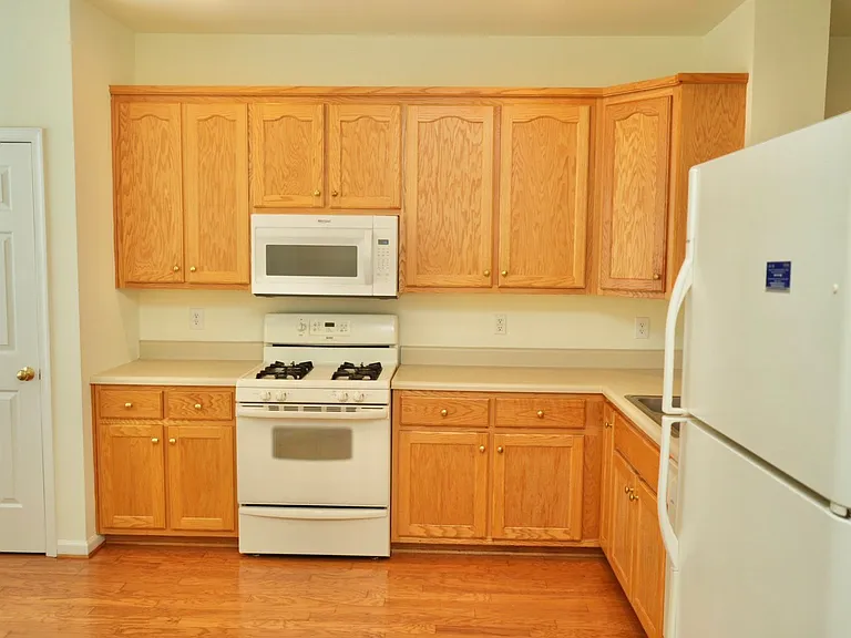 1119 Somer Chase Ct — Photo 9