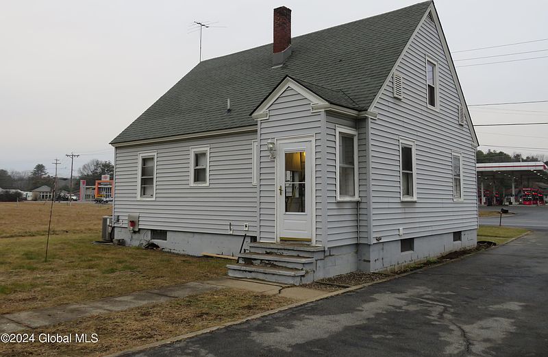 2nd image of 414 Reynolds Road