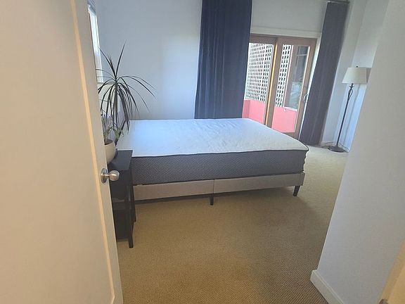 4th image of 234 Buena Vista Ave #B