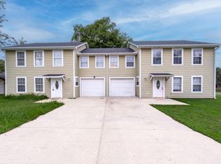 223-225 Elizabeth St, Hallsville, MO 65255
