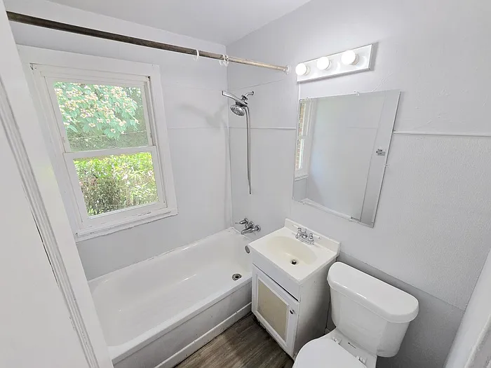 370 Carver Cir #370 — Photo 9