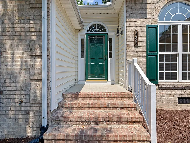 3425 Coach Lantern Ave — Photo 6
