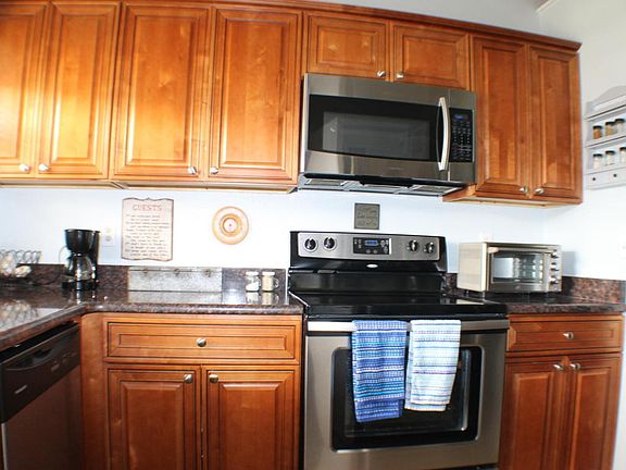5th image of 2217 SE Barrington St