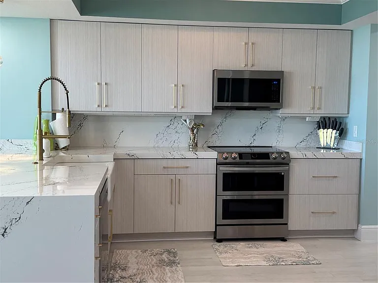 200 Ocean Crest Dr #1112 — Photo 11